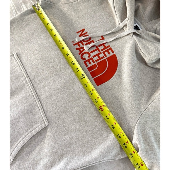 The North Face Cream Heather Graphic Hoodie Orange Logo Women’s Large - Picture 9 of 10